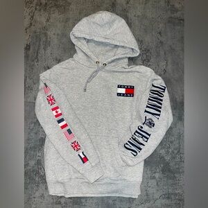 Vintage Tommy Hilfiger Flag Gray Hoodie for Men